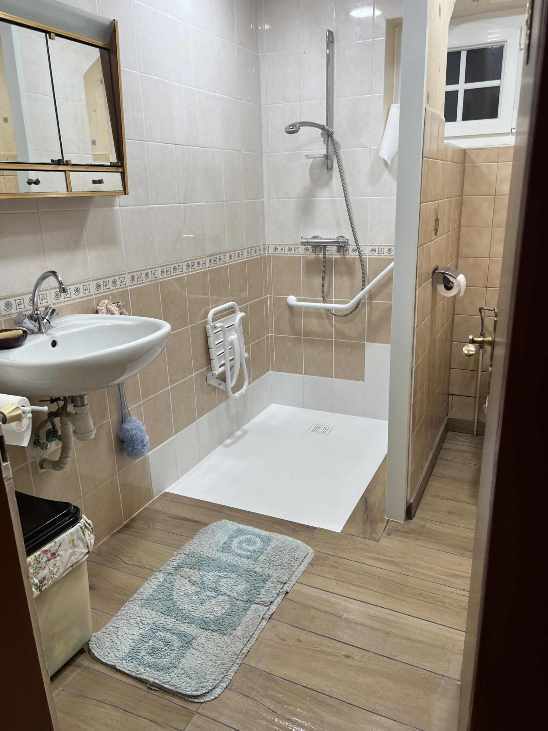 Am&eacute;nagement Salle de bain PMR &agrave; Faulquemont Saint-Avold
